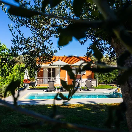Holiday home Cypress Garden