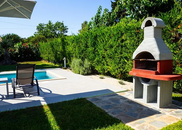 Holiday home Cypress Garden *