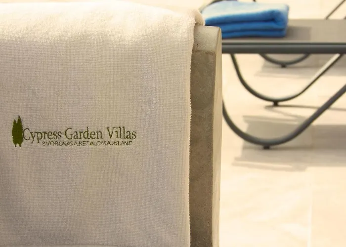 Cypress Garden Holiday home