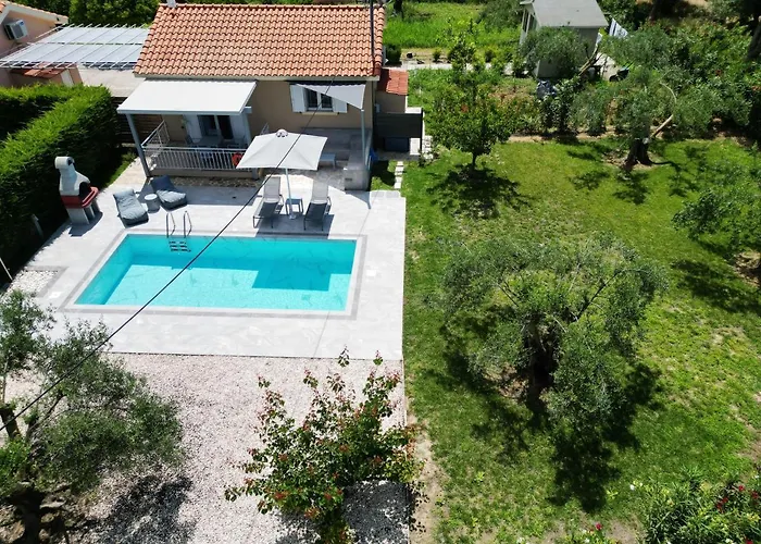 Cypress Garden Holiday home Svoronata