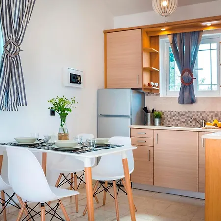 Дом отдыха Cypress Garden