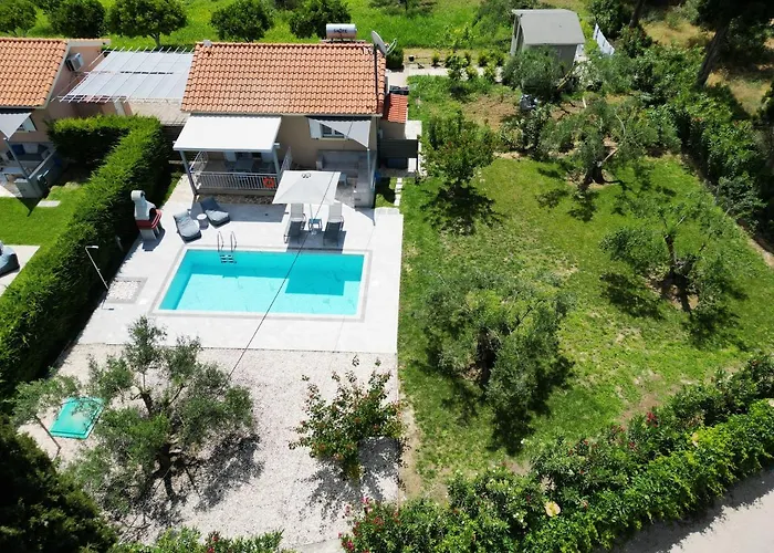 Cypress Garden Holiday home Svoronata