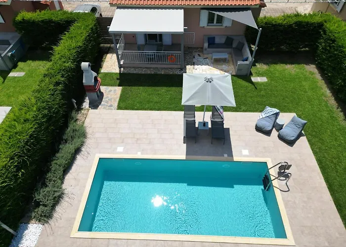 Cypress Garden Holiday home