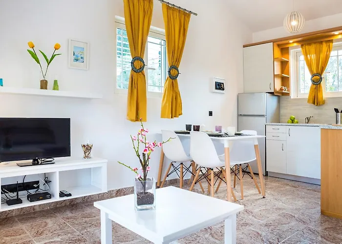 Cypress Garden Holiday home Svoronata