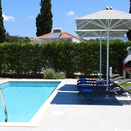 Cypress Garden Tatil Evi Svoronata