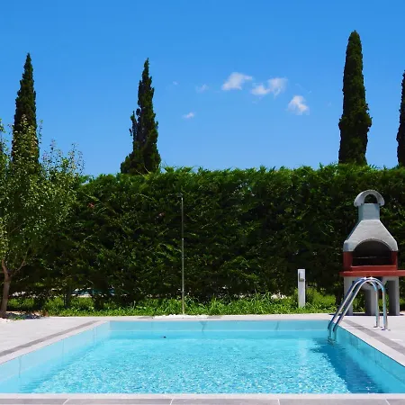 度假居 Cypress Garden